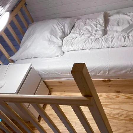 Lovely In Krems Iiwarderbrueck With Sauna * Gols